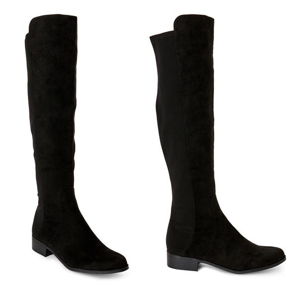 Unisa Shoes - Size 9 Knee High Black Suede Boots